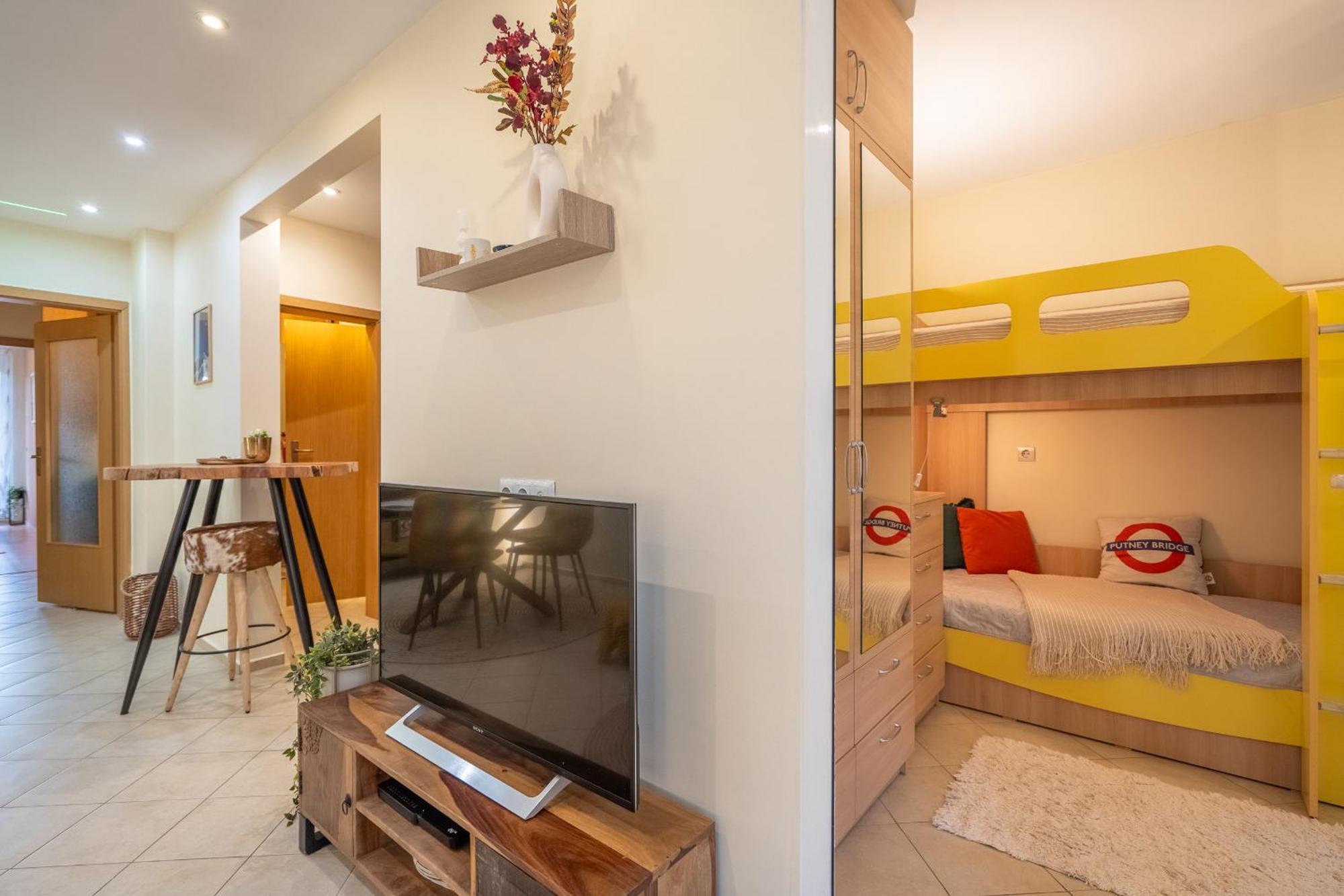 Premium Comfy 2Bdr Apt - Free Parking - Fast Wi-Fi Sófia Exterior foto